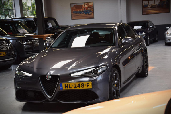 Alfa Romeo Giulia 2.0 T AWD Veloce Navigatie|Leder|Org.NL|2e Eig|85000km!!|280pk!!