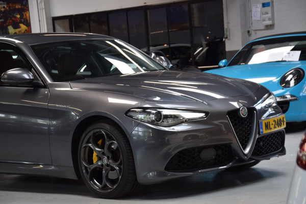 Alfa Romeo Giulia 2.0 T AWD Veloce Navigatie|Leder|Org.NL|2e Eig|85000km!!|280pk!!