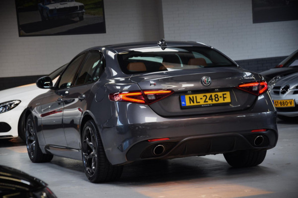 Alfa Romeo Giulia 2.0 T AWD Veloce Navigatie|Leder|Org.NL|2e Eig|85000km!!|280pk!!