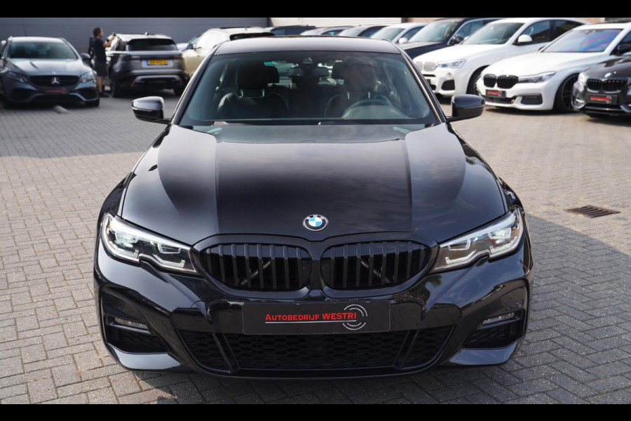 BMW 3-serie 330e High Executive | M-pakket | Luxe leder / Alcantara | LED koplampen | Dealer onderhouden | Shadowline | Stoelverwa