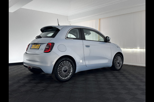 Fiat 500 Icon 42 kWh [ 3-Fase ] (INCL-BTW) *FULL-LED | VIRTUAL-COCKPIT | KEYLESS | CAMERA | NAVI-FULLMAP | DAB+ | ECC | PDC | CRUISE | LANE-ASSIST | APP.CONNECT | COMFORT-SEATS | 16''ALU*