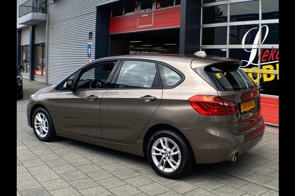 BMW 2 Serie Active Tourer 216i Advantage - Navigatie I Airco I PDC I Sport velgen I Dealer onderhouden