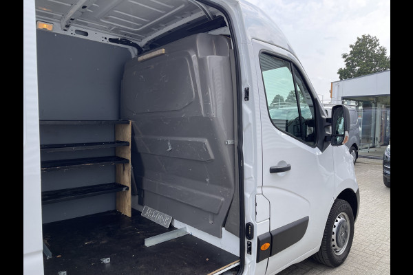 Opel Movano 2.3 CDTI 130pk L3H2 / vaste prijs rijklaar € 17.950 ex btw / lease vanaf € 329 / airco / cruise / navi / pdc achter / trekhaak 2500 kg / achteruit rijcamera