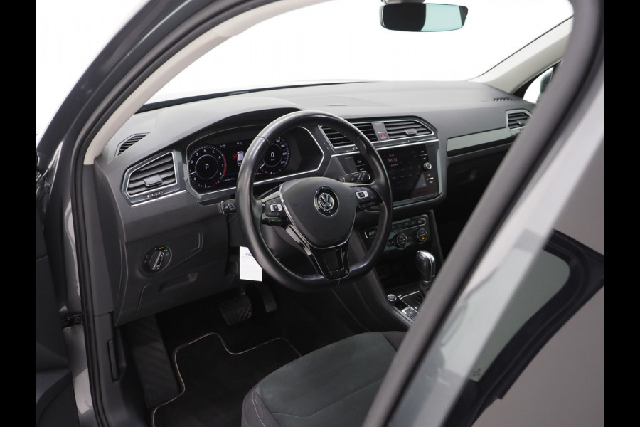 Volkswagen Tiguan 1.4 TSI 150PK DSG Highline R-Line | Virtual Cockpit | Adaptive Cruise | Keyless | LED