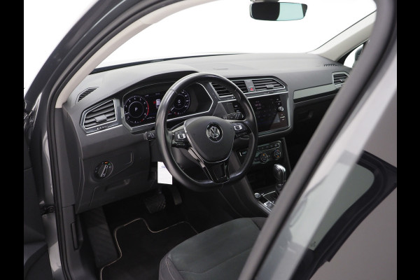 Volkswagen Tiguan 1.4 TSI 150PK DSG Highline R-Line | Virtual Cockpit | Adaptive Cruise | Keyless | LED