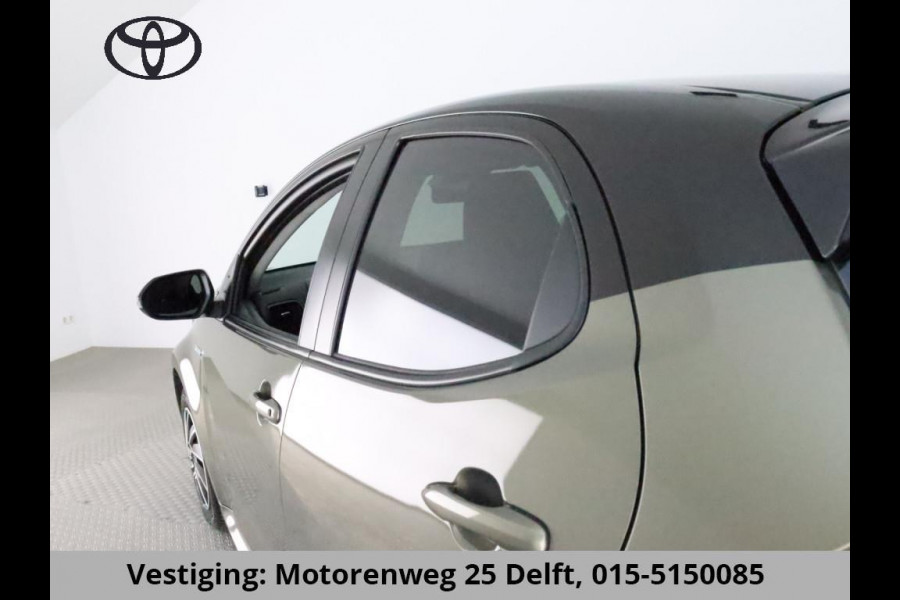 Toyota Yaris 1.5 HYBRID BI-TONE AUT. GARANTIE TOT 2033 .CRUISE.CLIMATE.CARPLAY NAVIGATIE