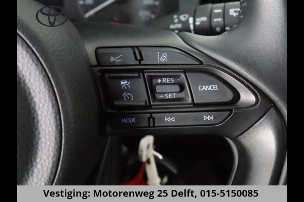 Toyota Yaris 1.5 HYBRID BI-TONE AUT. GARANTIE TOT 2033 .CRUISE.CLIMATE.CARPLAY NAVIGATIE