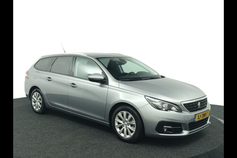 Peugeot 308 SW 1.2 PureTech Allure*NAVI*ECC*PDC*CRUISE*