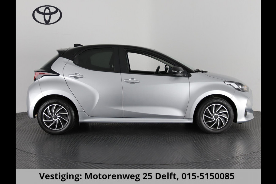 Toyota Yaris 1.5 HYBRID BI-TONE AUT. GARANTIE TOT 5-2032 .CRUISE.CLIMATE.NAVIGATIE