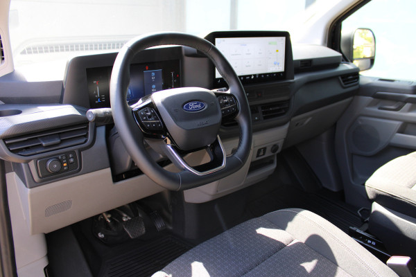 Ford Transit Custom 320 2.0 TDCI L2H1 Trend 170PK Automaat | Automaat | Trekhaak | Adaptieve Cruise | Carplay | Camera | Navigatie