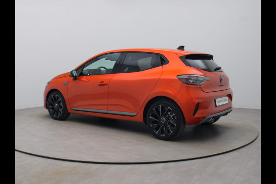 Renault Clio TCe 90pk GPF esprit Alpine Adapt. cruise | BOSE | Navi | Stoel-/stuurverw. | 17" Velgen