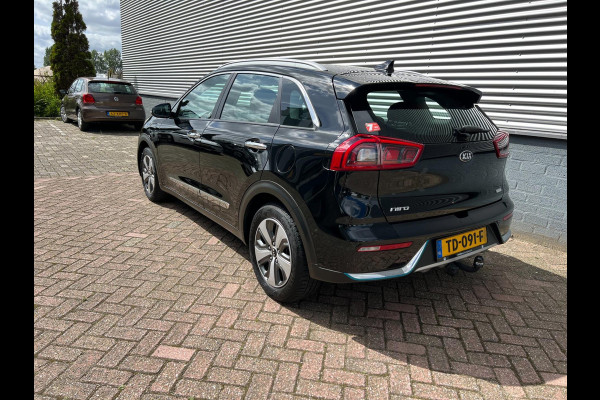 Kia Niro 1.6 GDi PHEV DynamicLine Navi / Half leer / Parkeer sensoren / MCC / Gouda