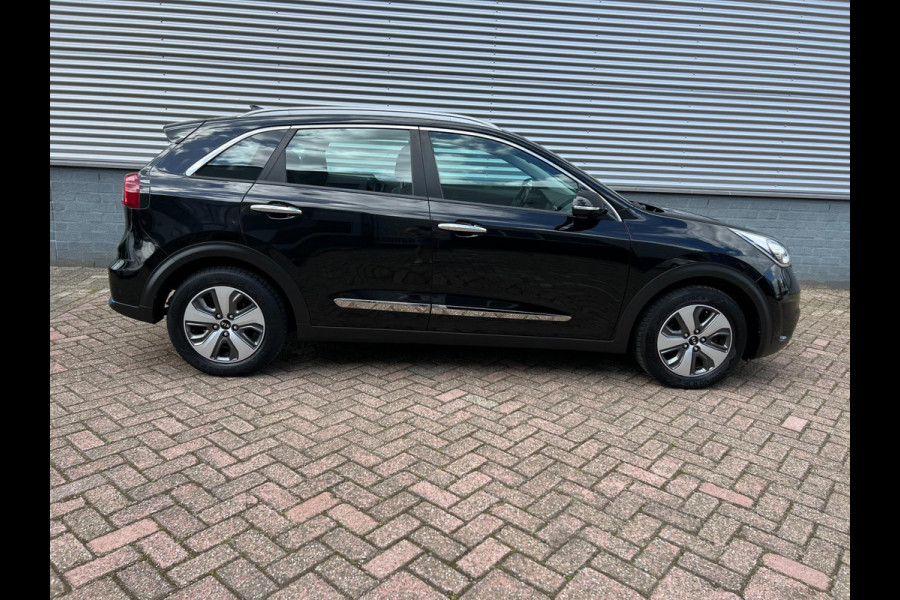 Kia Niro 1.6 GDi PHEV DynamicLine Navi / Half leer / Parkeer sensoren / MCC / Gouda