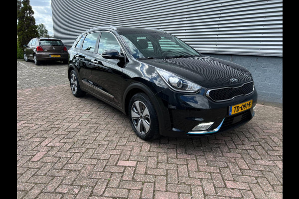 Kia Niro 1.6 GDi PHEV DynamicLine Navi / Half leer / Parkeer sensoren / MCC / Gouda