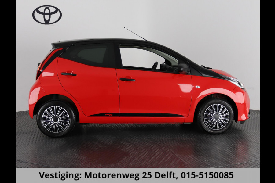 Toyota Aygo 1.0 VVT-i BI-TONE X 1e EIGENAAR. AIRCO. BLUETOOTH GARANTIE TOT 2032 !!!