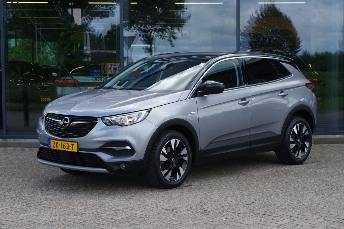 Opel Grandland X 1.2 Turbo 130 PK Automaat Innovation, Keyless, Carplay, Navigatie