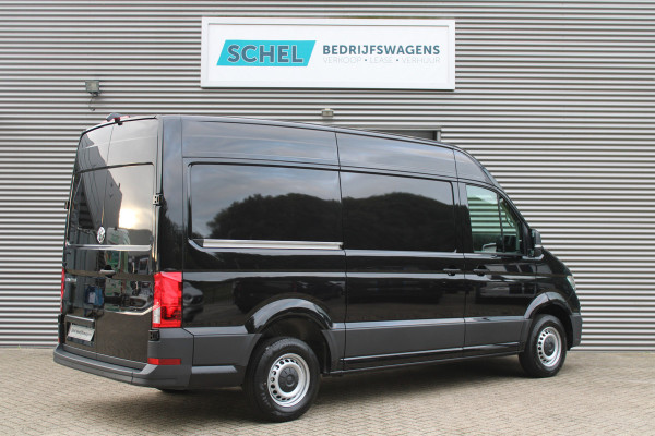 Volkswagen Crafter 35 2.0 TDI L3H3 177pk - LED koplampen - Navigatie - Geveerde stoel - Cruise - Camera - DAB - Parkeersensoren - Rijklaar