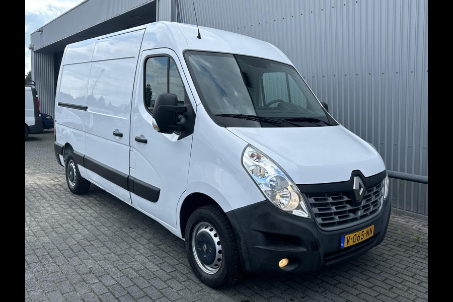 Renault Master T35 2.3 dCi L2H2*A/C*CRUISE*HAAK*3-ZITS*ELEK.RAMEN