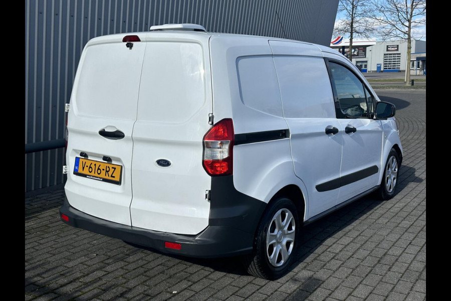 Ford Transit Courier 1.5 TDCI Ambiente*CAMERA*TEL*