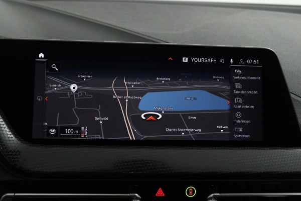 BMW 1-serie 118i Executive Edition Automaat (NAVIGATIE, CARPLAY, PDC V+A, LED, 1e EIGENAAR, DEALER ONDERHOUDEN)