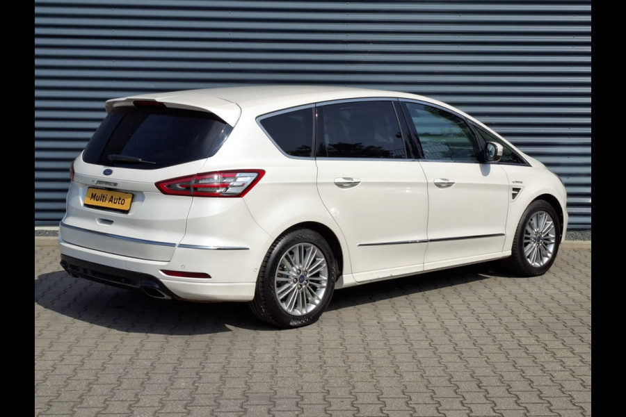 Ford S-Max 2.0 Vignale 7 Persoons 240pk Automaat | Lederen Sportstoelen Memory | Navigatie | Camera | Cruise Control | L.M. 18" | Stoelverwarming |