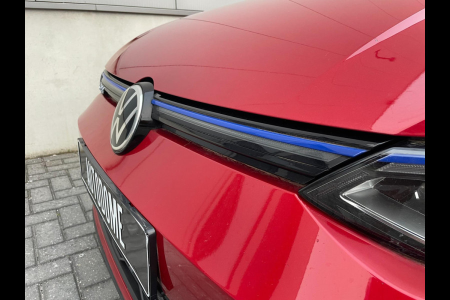 Volkswagen Golf 1.4 eHybrid GTE | Pano | HUD | IQ | Trekhaak