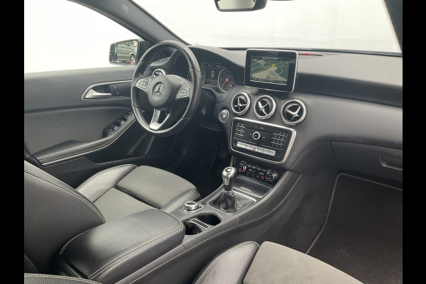 Mercedes-Benz A-Klasse 180 D AMG Sport Edition Stoelverw. Nav/Cam Uitstraling