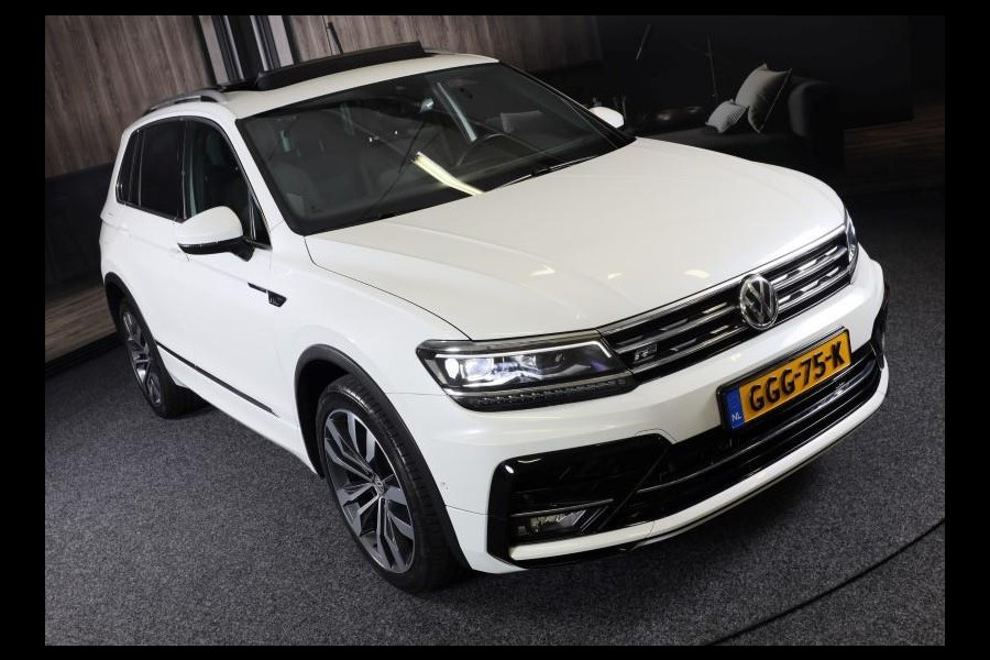 Volkswagen Tiguan 2.0 TSI 4Motion 3 x R Line / Digital Cockpit / Acc / Lane Assist / Open Pano / Led / Trekhaak / Pdc / 20 Inch