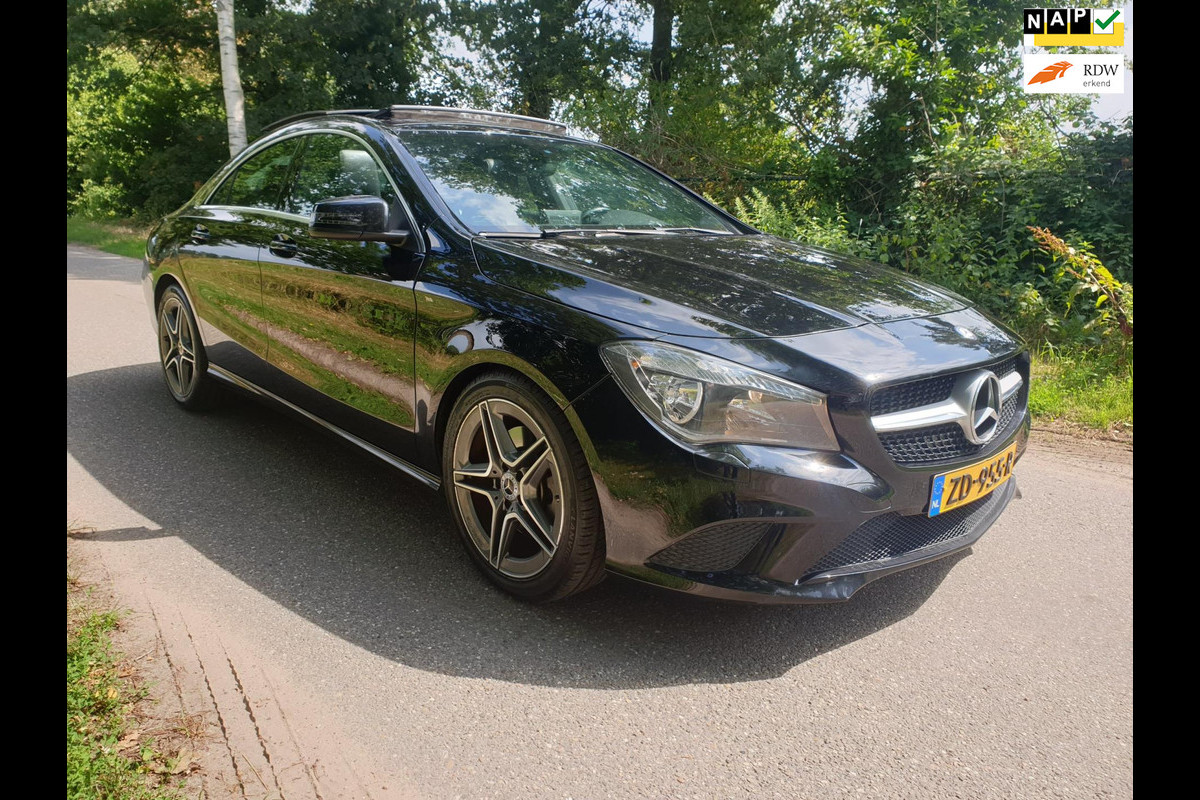 Mercedes-Benz CLA-Klasse 250 Prestige / leer / panodak / amg / navi / el. Stoel / zwart