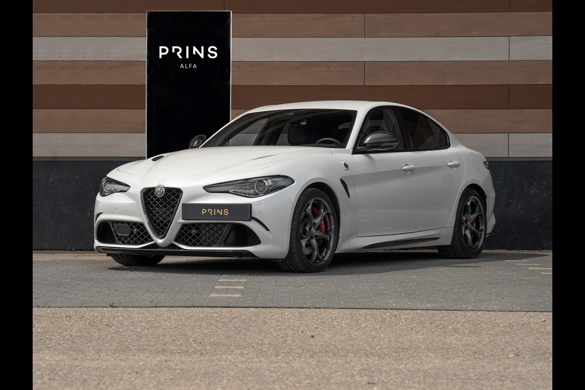 Alfa Romeo Giulia 2.9 V6 Quadrifoglio | Parelmoer wit! | Harman/Kardon | Adapt. cruise