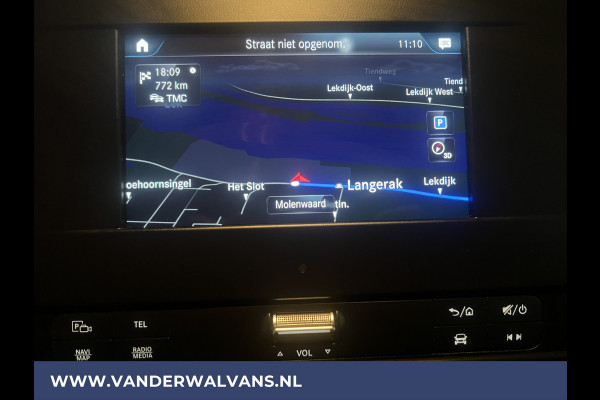 Mercedes-Benz Sprinter 316 CDI 164pk L3H2 Euro6 Airco | Camera | Navigatie | Apple Carplay | Oprijplaat Trekhaak, Android Auto, Cruisecontrol, Parkeersensoren, Chauffeursstoel, Stoelverwarming, Bijrijdersbank