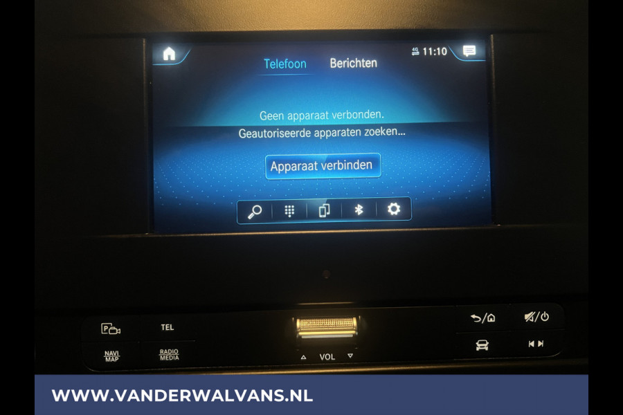 Mercedes-Benz Sprinter 316 CDI 164pk L3H2 Euro6 Airco | Camera | Navigatie | Apple Carplay | Oprijplaat Trekhaak, Android Auto, Cruisecontrol, Parkeersensoren, Chauffeursstoel, Stoelverwarming, Bijrijdersbank