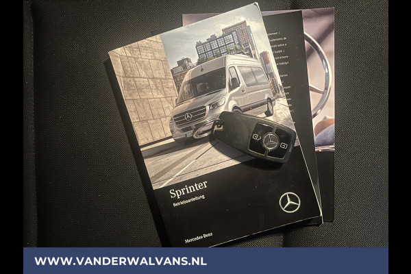 Mercedes-Benz Sprinter 316 CDI 164pk L3H2 Euro6 Airco | Camera | Navigatie | Apple Carplay | Oprijplaat Trekhaak, Android Auto, Cruisecontrol, Parkeersensoren, Chauffeursstoel, Stoelverwarming, Bijrijdersbank