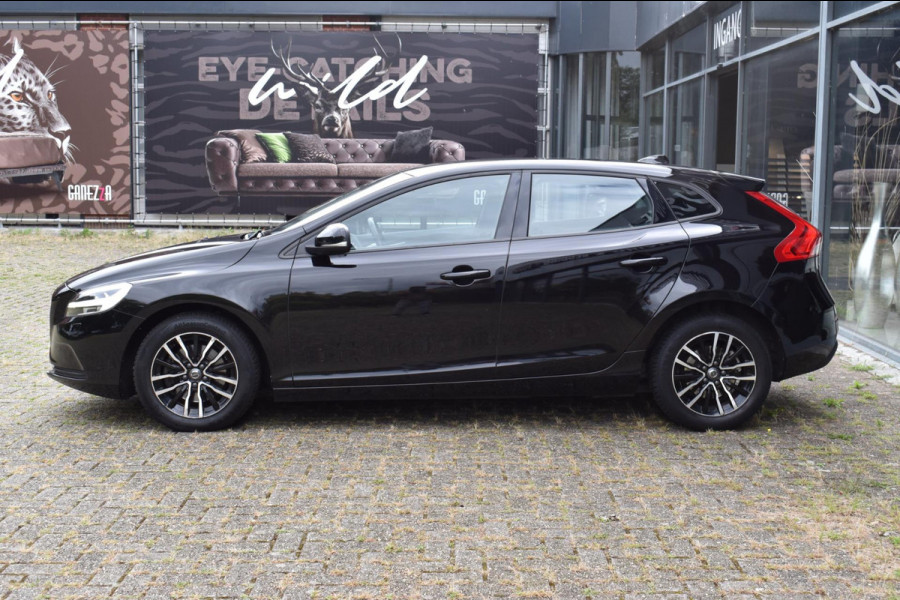 Volvo V40 2.0 T2 Nordic+ ACTIE !! ACTIE !! ACTIE Navi Pdc Dealer Onderhouden