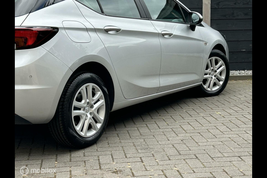 Opel Astra 1.2 Edition Aut. Airco / FM nav / Carplay / 58.684 KM