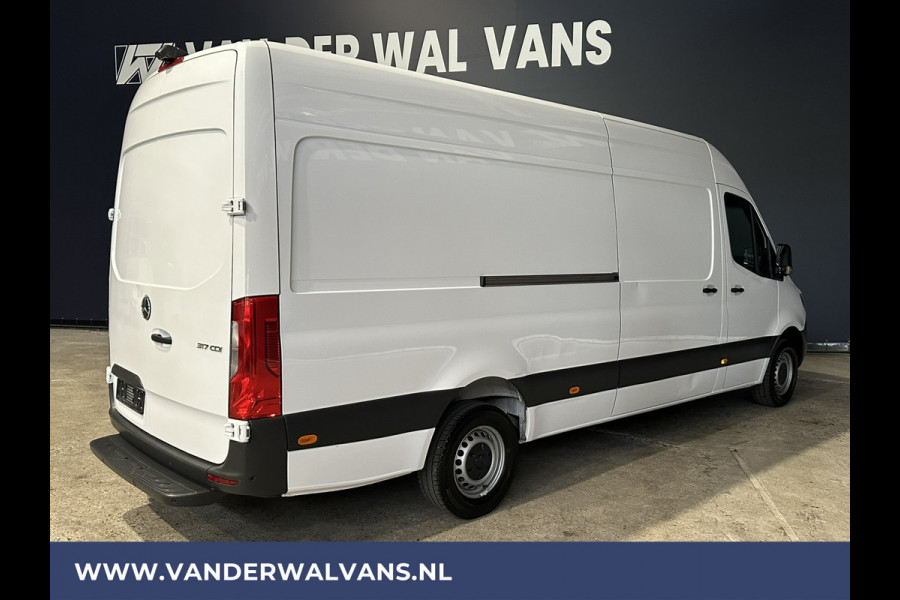 Mercedes-Benz Sprinter 317 CDI 170pk L3H2 Euro6 Airco | Camera | Apple Carplay | Cruisecontrol Android Auto, Parkeersensoren, Bijrijdersbank, Stoelverwarming, MBUX