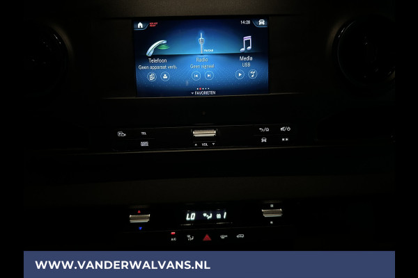 Mercedes-Benz Sprinter 317 CDI 170pk L3H2 Euro6 Airco | Camera | Apple Carplay | Cruisecontrol Android Auto, Parkeersensoren, Bijrijdersbank, Stoelverwarming, MBUX