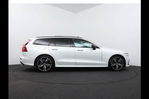 Volvo V60 2.0 T6 Recharge AWD R-Design | Panorama | Contour