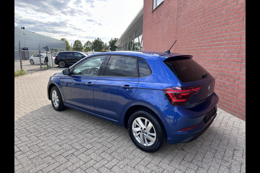 Volkswagen Polo 1.0 TSI 95pk DSG Style Navigatie Carplay Parkeersensoren VA Camera Blind Spot Assist Adaptive Cruise Control Stoelverwarming IQ Light Ledverlichting Getinte ramen Climate Control