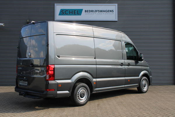 Volkswagen Crafter 35 2.0 TDI L3H3 177pk - 2x Schuifdeur - LED - Trekhaak - Navigatie - DAB - Geveerde stoel - Camera - Stoelverwarming - Rijklaar