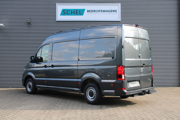 Volkswagen Crafter 35 2.0 TDI L3H3 177pk - 2x Schuifdeur - LED - Trekhaak - Navigatie - DAB - Geveerde stoel - Camera - Stoelverwarming - Rijklaar