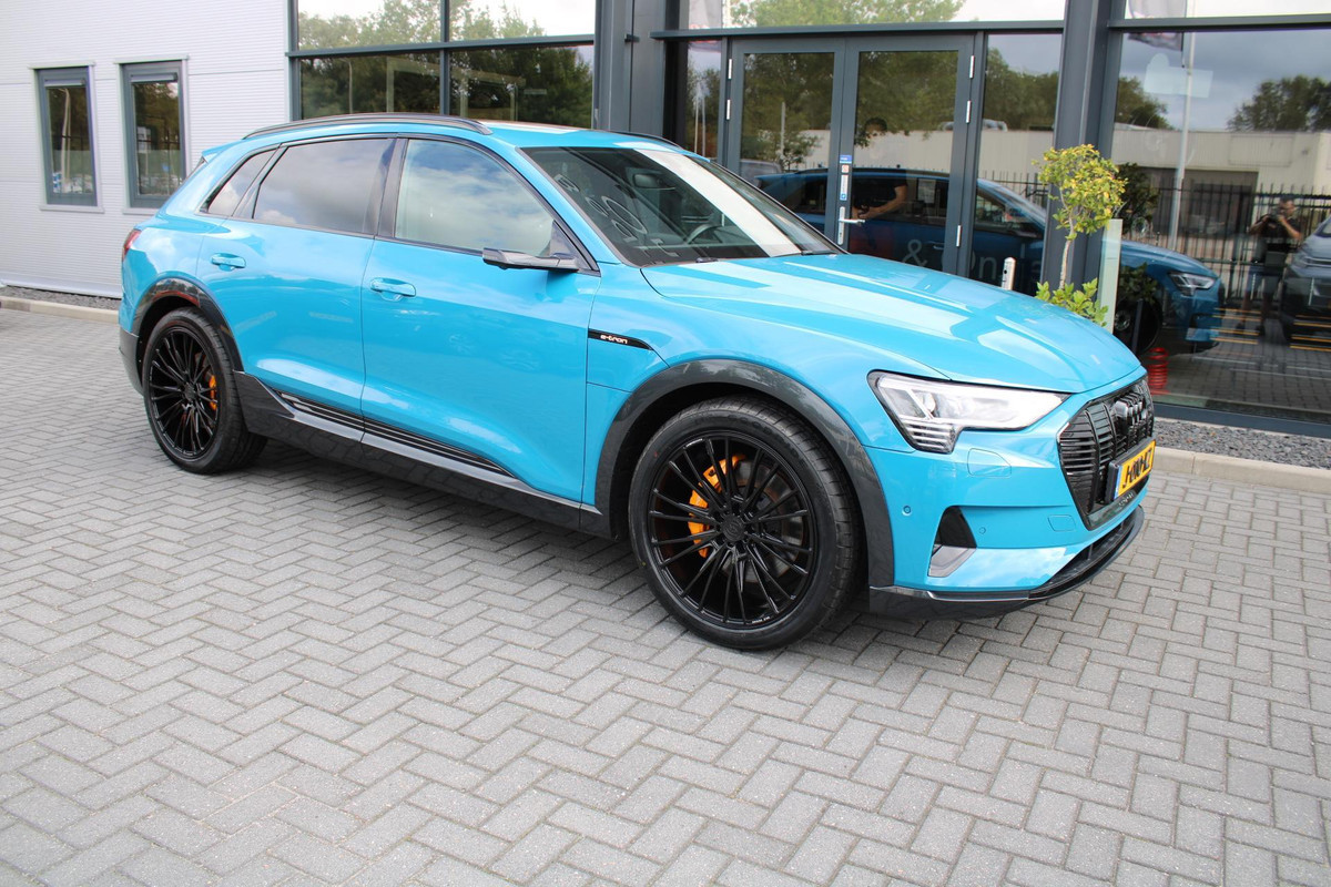 Audi e-tron 55 quattro advanced Pro Line Plus 95 kWh bomvol 22 inch pano ecc luxe