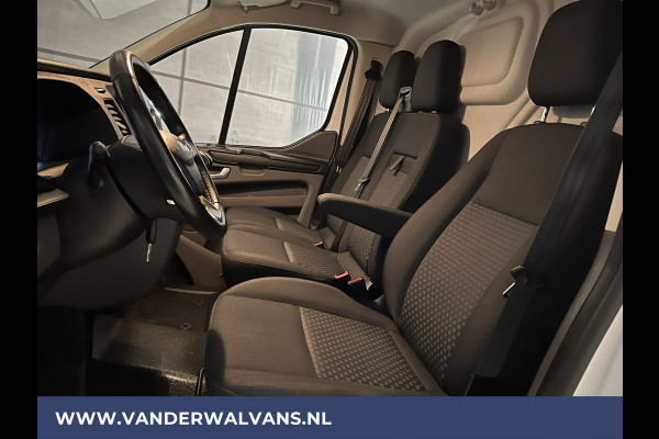 Ford Transit Custom 2.0 TDCI L2H1 Euro6 Airco | Camera | Apple Carplay | LED | Cruisecontrol Android Auto, Parkeersensoren, Verwarmde voorruit, Bijrijdersbank, 2800kg trekvermogen