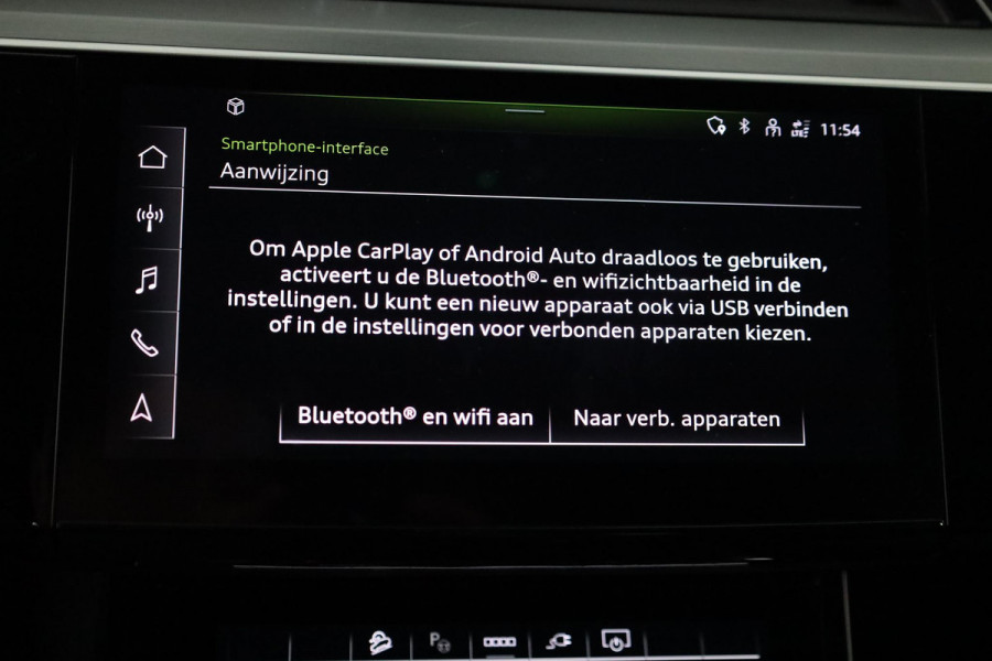 Audi e-tron 55 quattro S-Line 95 kWh 408 pk | Private lease vanaf € 874,- pm  Navigatie | Parkeersensoren | Achteruitrijcamera | LED koplampen | Lichtmetalen velgen 21" |