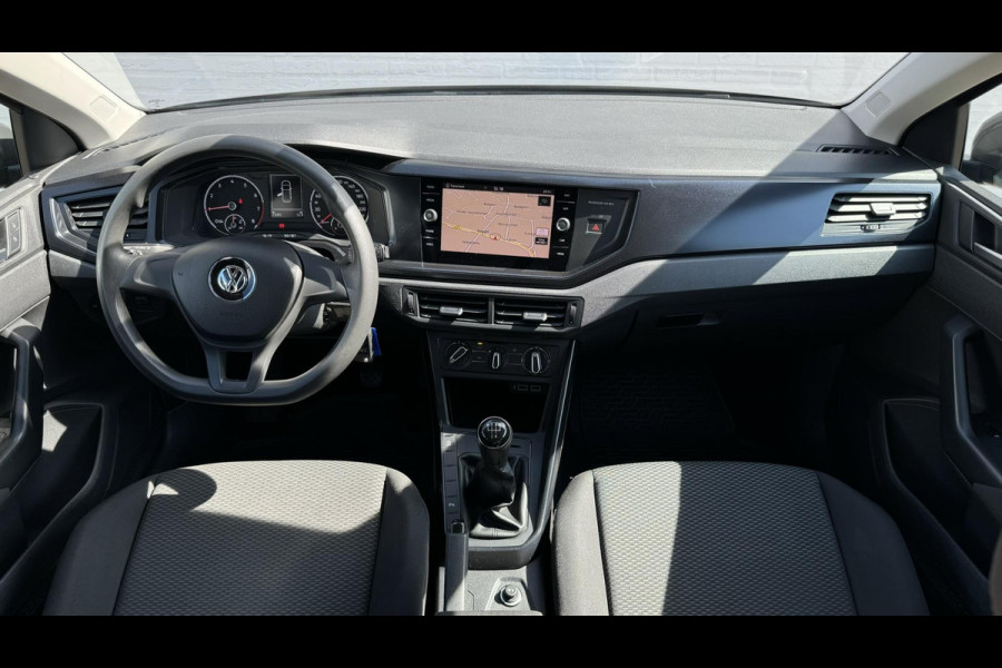 Volkswagen Polo 1.0 MPI Trendline Airco Carplay DAB Navigatie Cruise 4x Elektrische ramen 4 Seizoenen banden