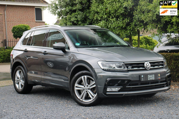 Volkswagen Tiguan 2.0 TSI 4Motion Highline Business R 180 PK ACC Trekhaak 360 Camera 18''