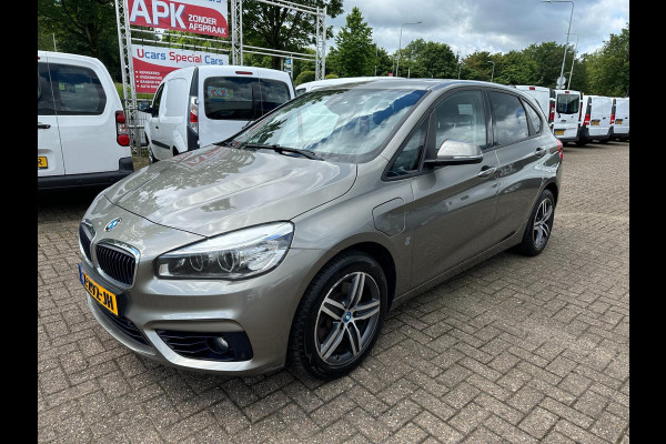 BMW 2 Serie Active Tourer 225xe iPerformance Navigatie/ Panoramadak