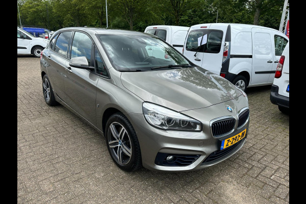 BMW 2 Serie Active Tourer 225xe iPerformance Navigatie/ Panoramadak