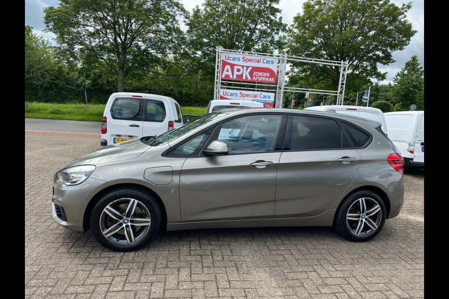 BMW 2 Serie Active Tourer 225xe iPerformance Navigatie/ Panoramadak