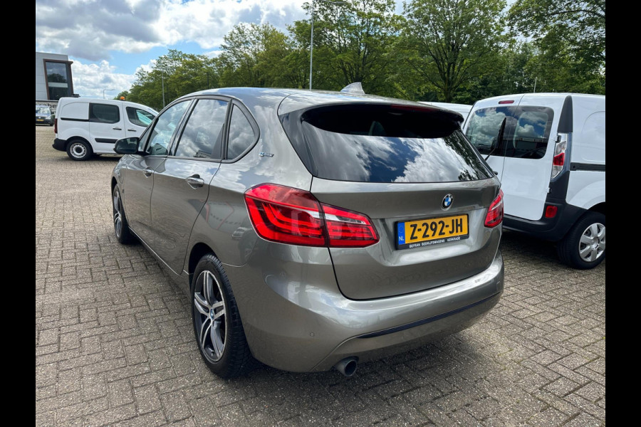 BMW 2 Serie Active Tourer 225xe iPerformance Navigatie/ Panoramadak